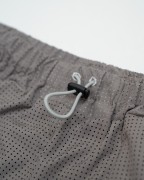 Perforated Light Shorts / Brown
