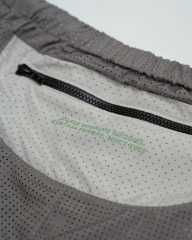 Perforated Light Shorts / Brown