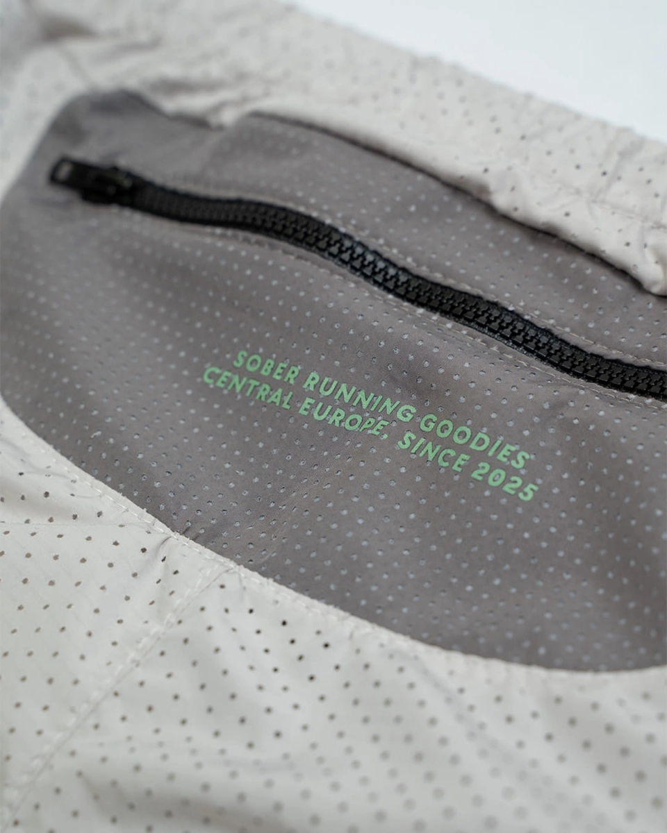 Perforated Light Shorts / Creamy