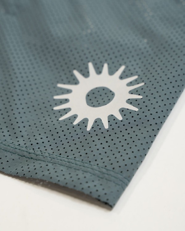 Perforated Light Shorts / Metalic
