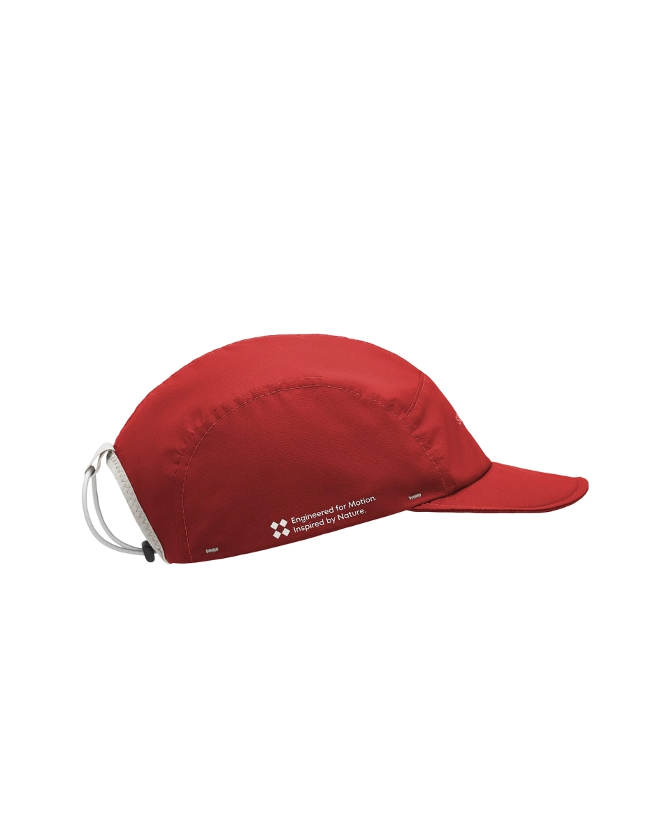 Cap_Red_4.jpg