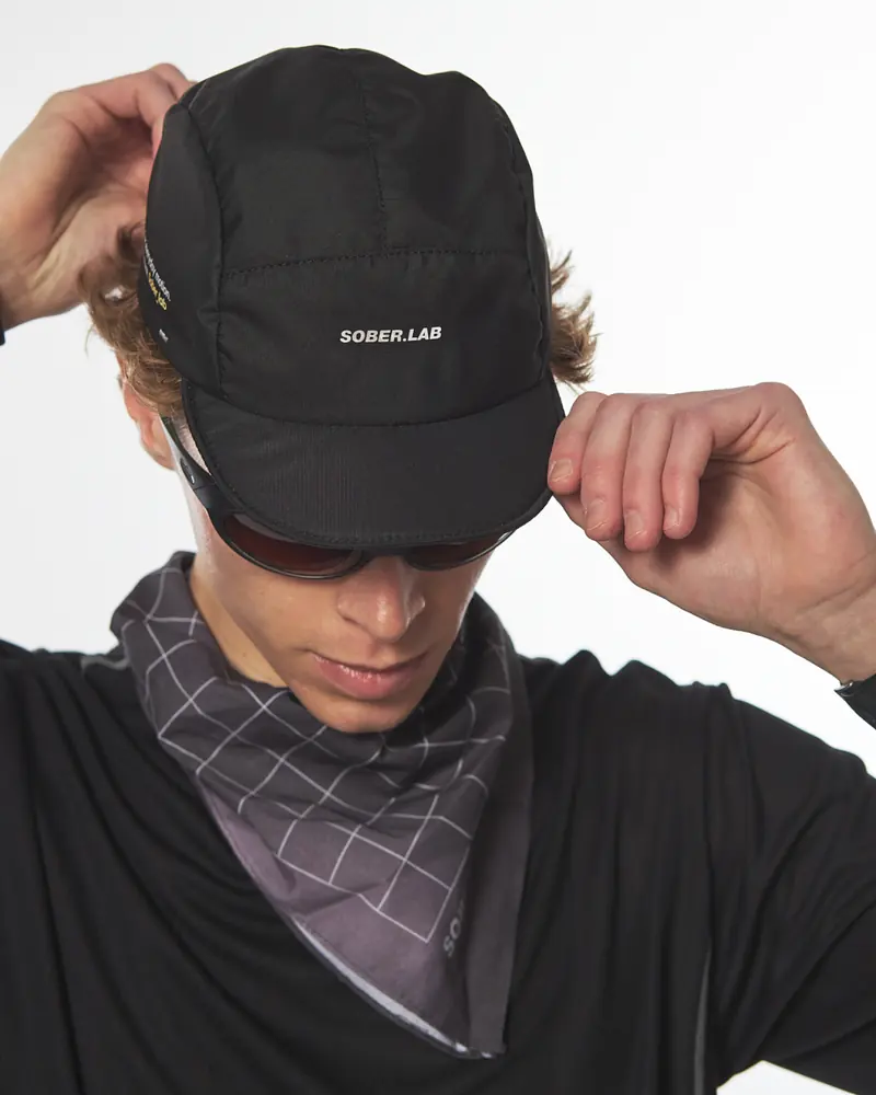 5 Panels Cap Black, przód z logo