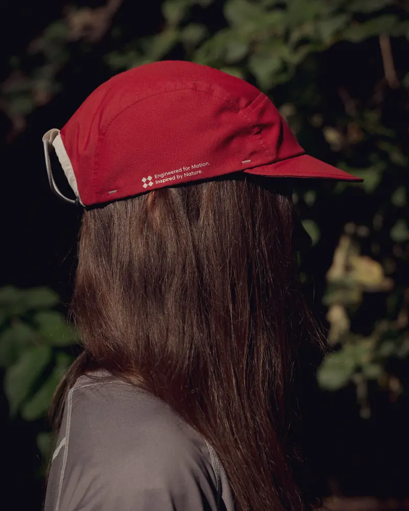 5 Panels Cap Brick Red, tył z nadrukiem