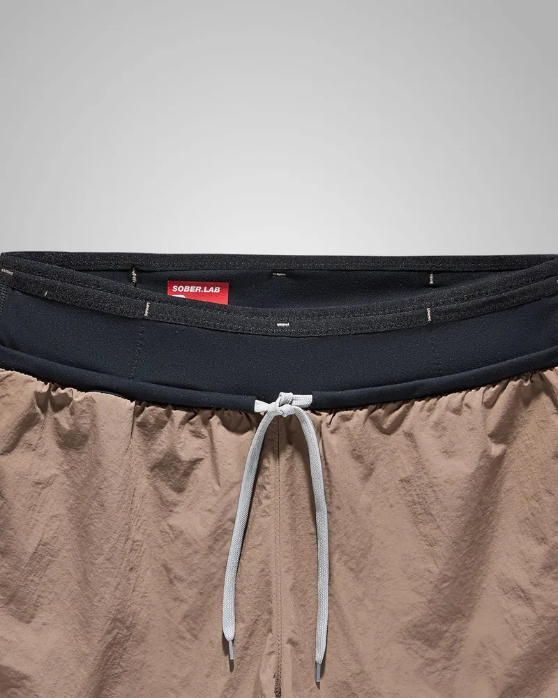 Wiązany sznurek w pasie szortów Full Belt Shorts Light Brown