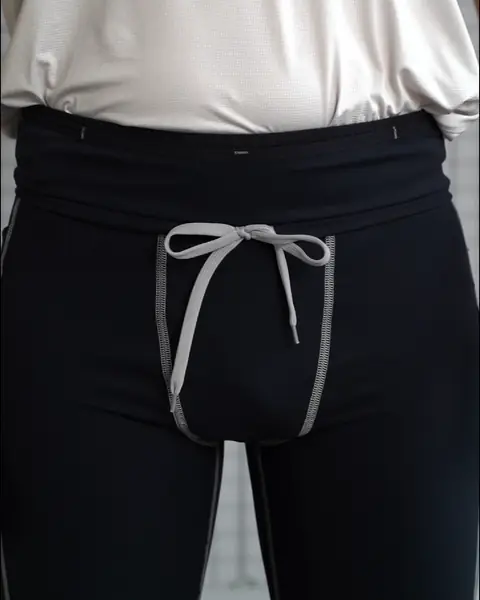 Running Tights, telefon wkładany do kieszeni z przodu pasa